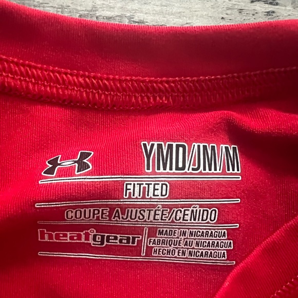 Under Armour heatgear Boys Red Fitted Sport T-Shirt, Size Medium - Picture 2 of 5